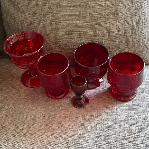 4 Vintage Ruby Red Glasses - 2 Georgian, 1 Imperial Provincial, 1 Fostoria Argus - Picture 2 of 9
